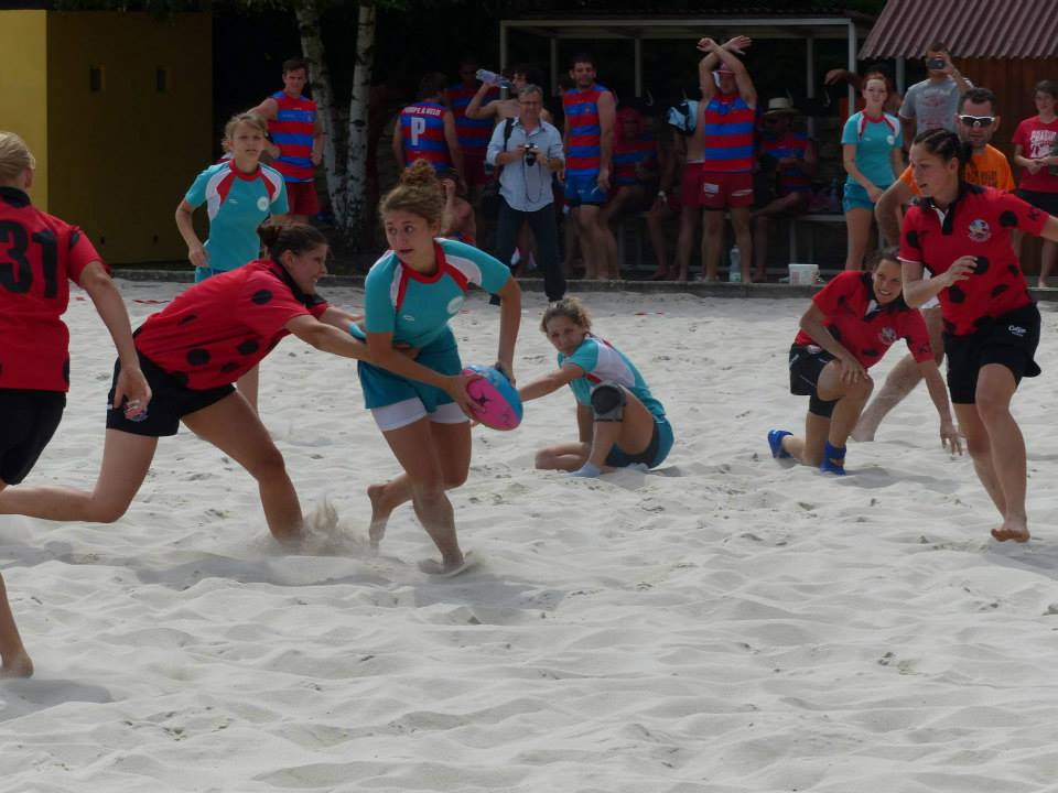 beach rugby_2.jpg